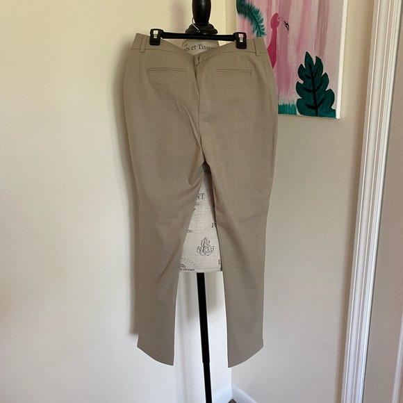 Pants - Picture 4 of 4